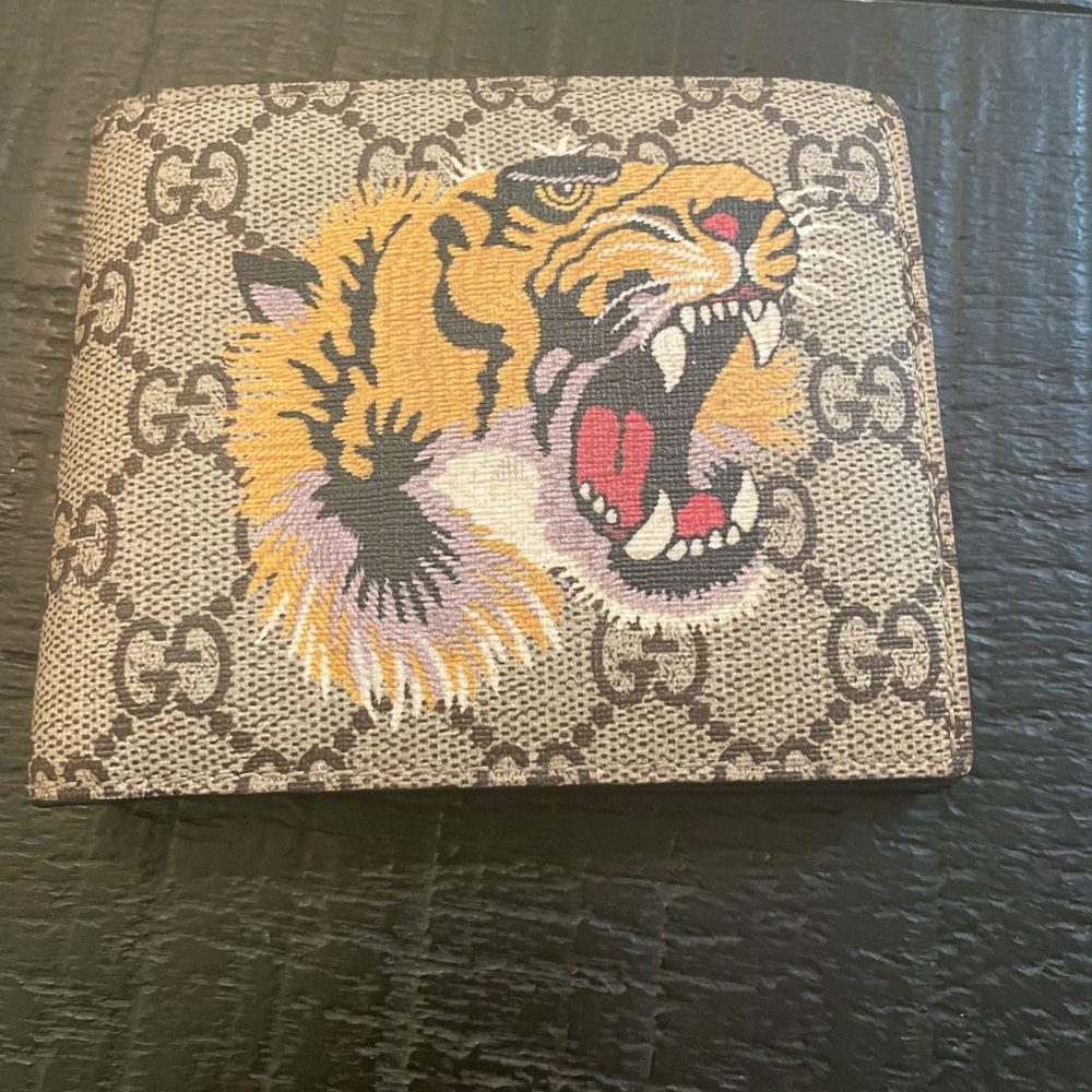 Gucci men’s wallet